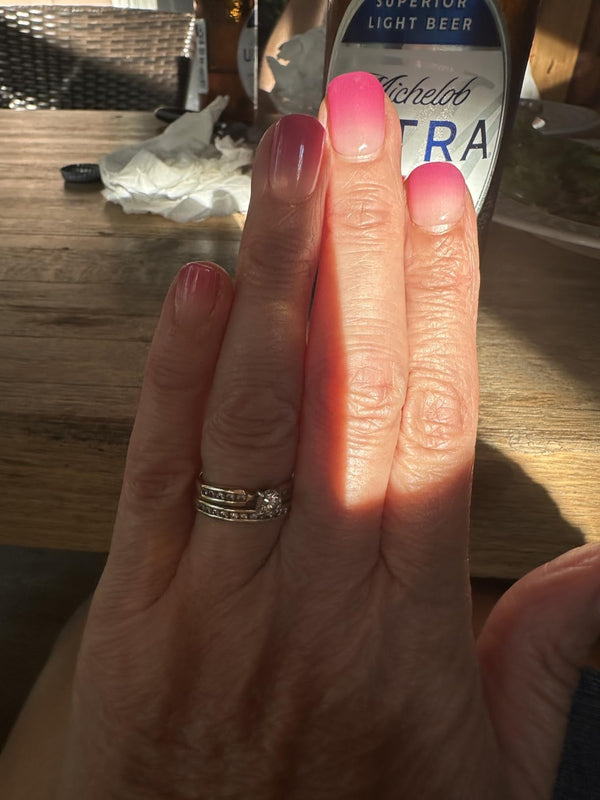 Mostraci la tua manicure #maniwraps
